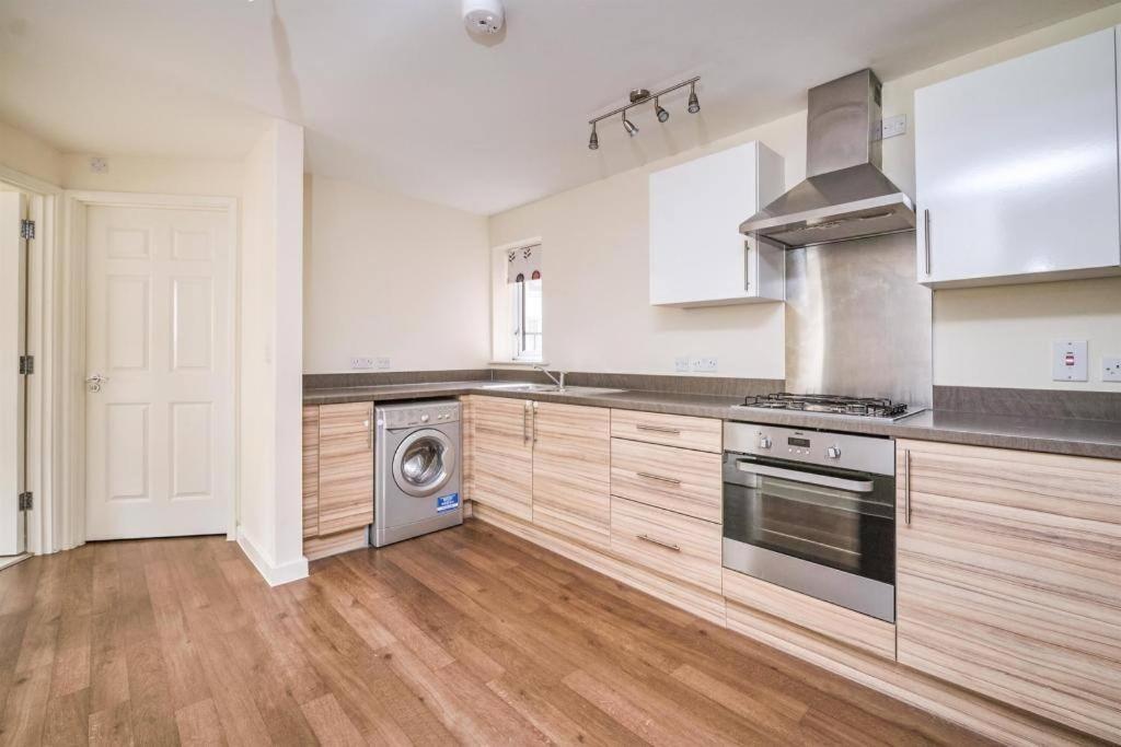 Sianavi Apartments Kettering Extérieur photo